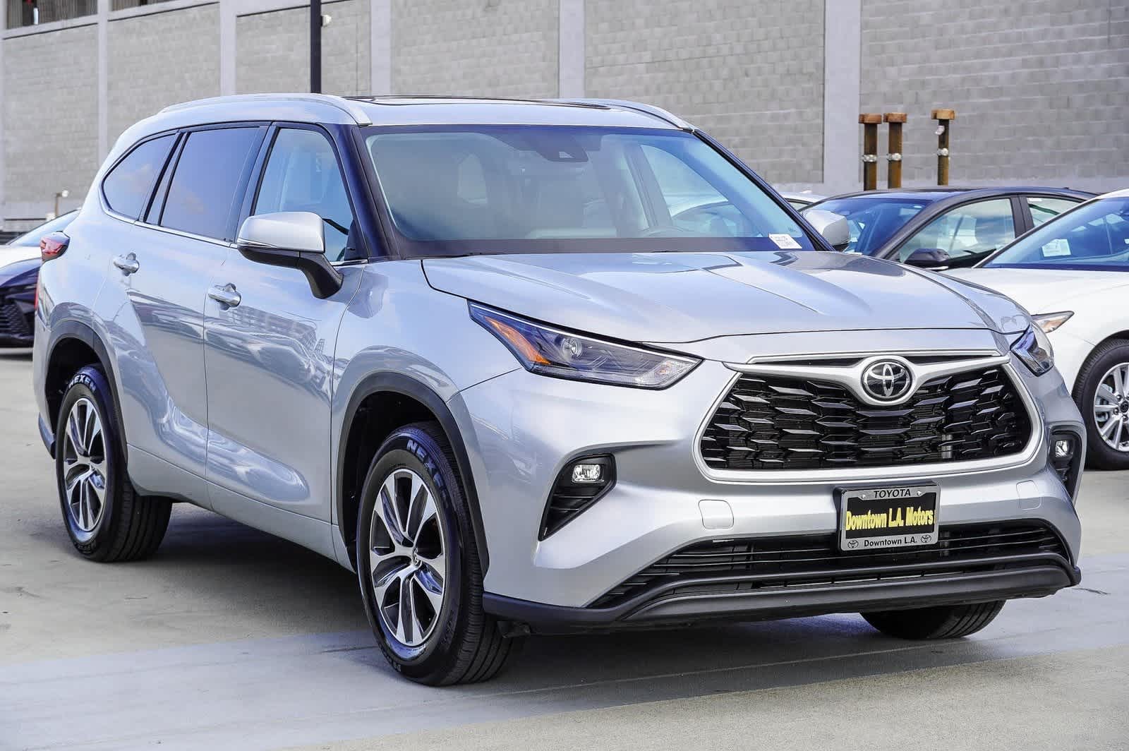 2022 Toyota Highlander XLE 3