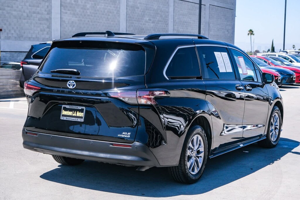 Certified 2023 Toyota Sienna XLE 8 Passenger Van Passenger Van