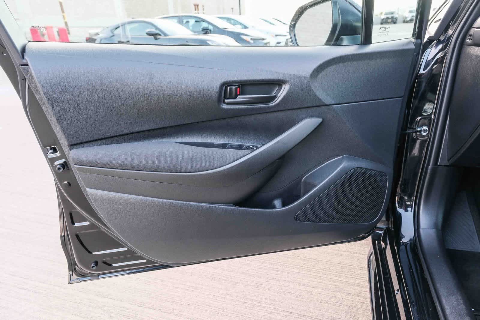 Thumbnail: 2025 Toyota Corolla - 23