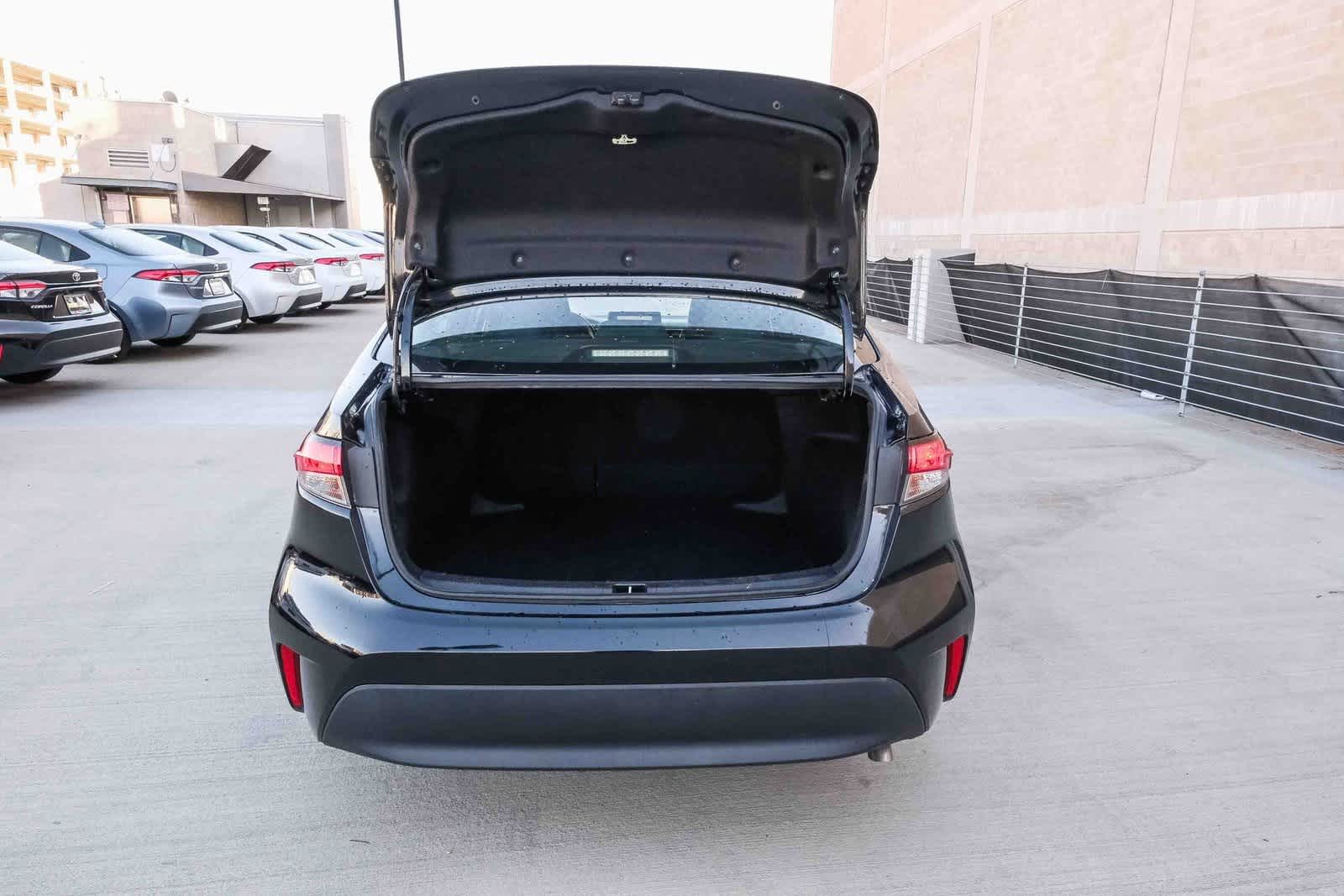 Thumbnail: 2023 Toyota Corolla - 27