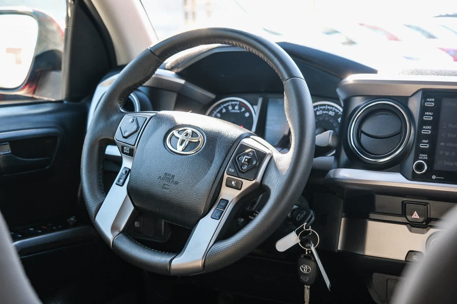 Thumbnail: 2020 Toyota Tacoma - 16