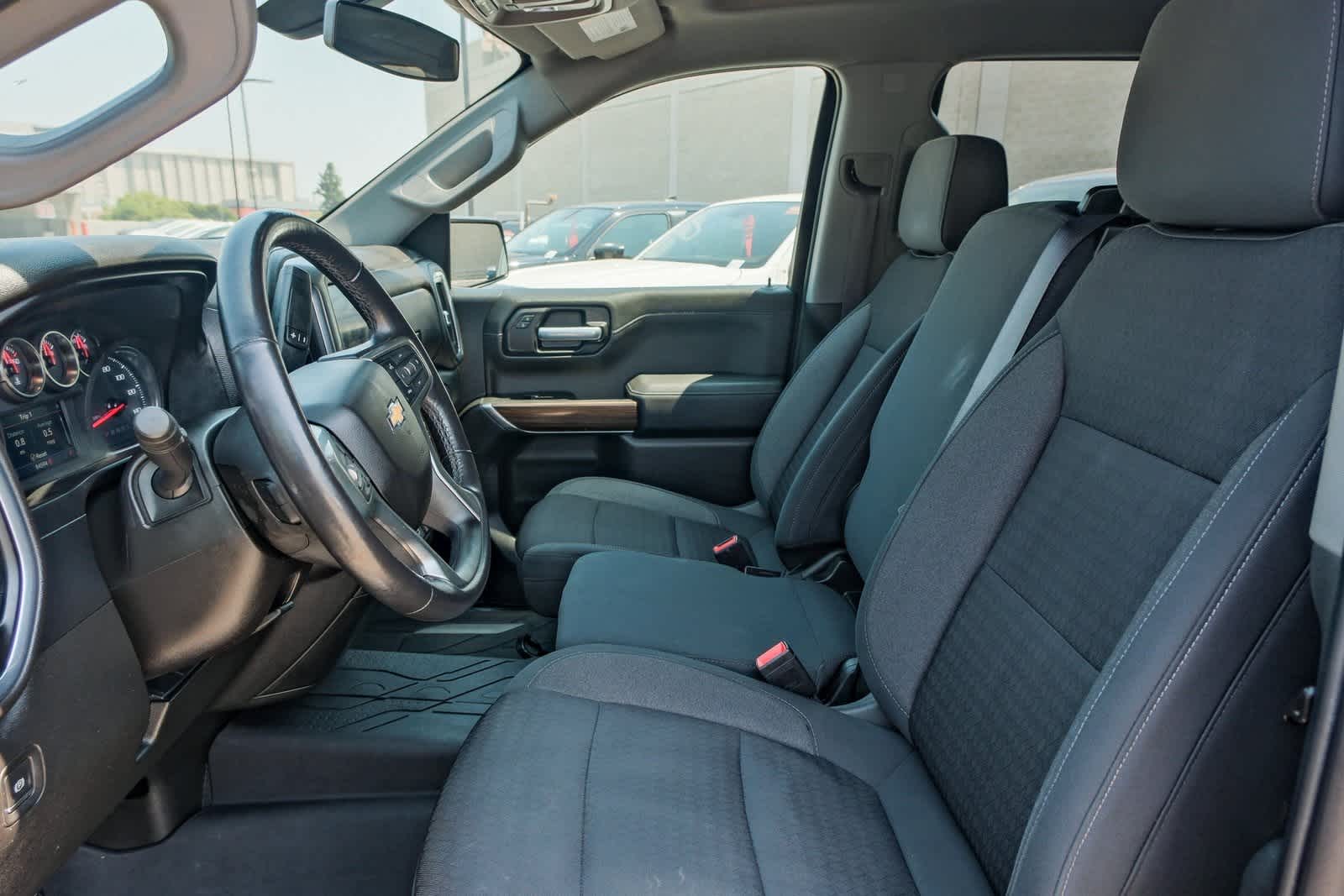 Thumbnail: 2021 Chevrolet Silverado 1500 - 18