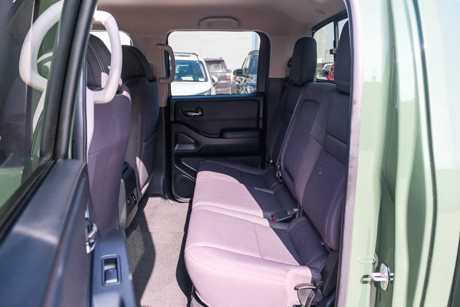 Thumbnail: 2023 Nissan Frontier - 19