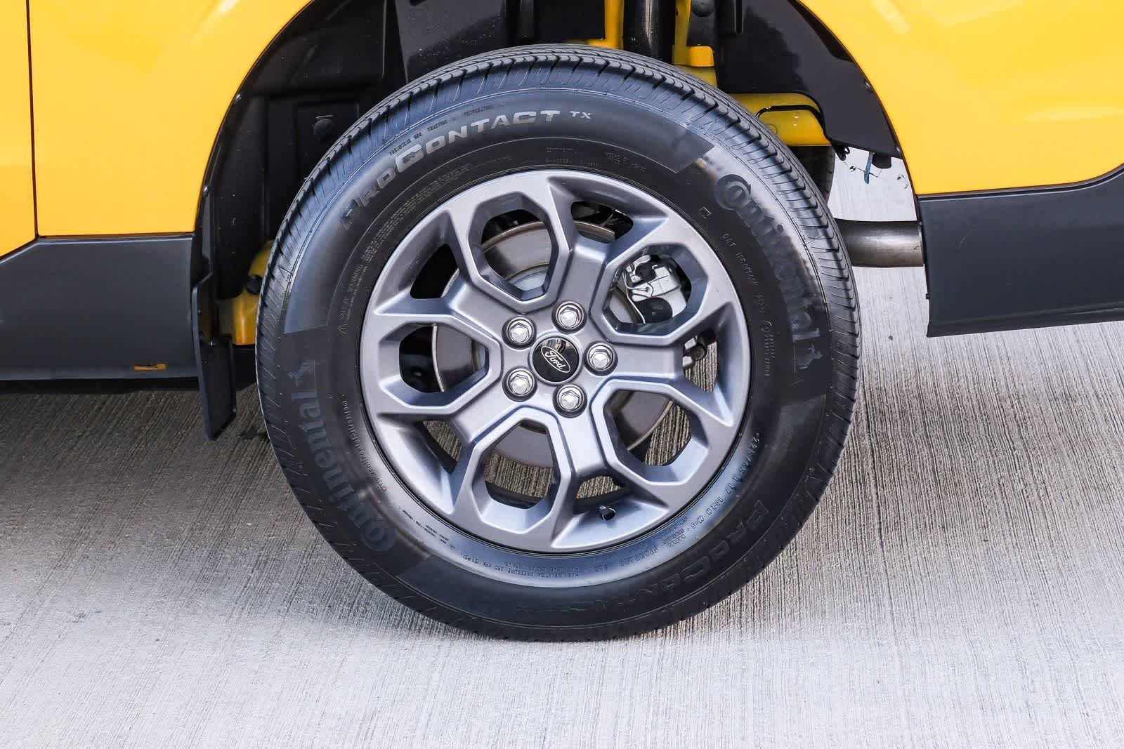 Thumbnail: 2022 Ford Maverick - 9