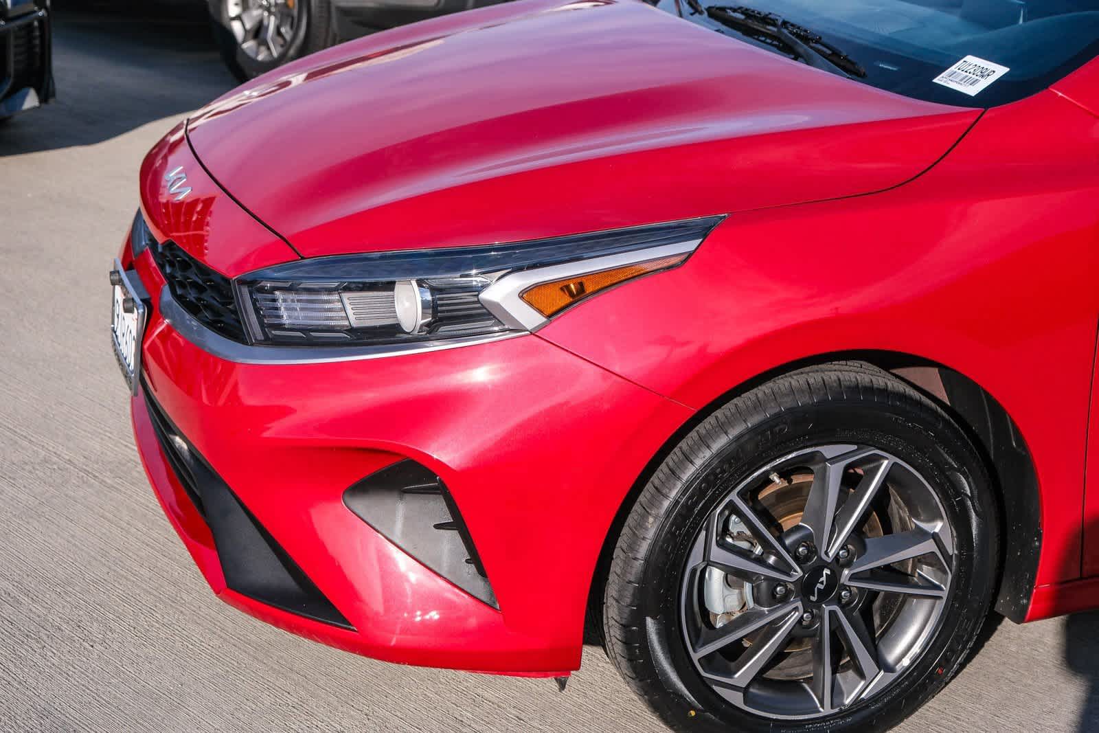 Thumbnail: 2023 Kia Forte - 12