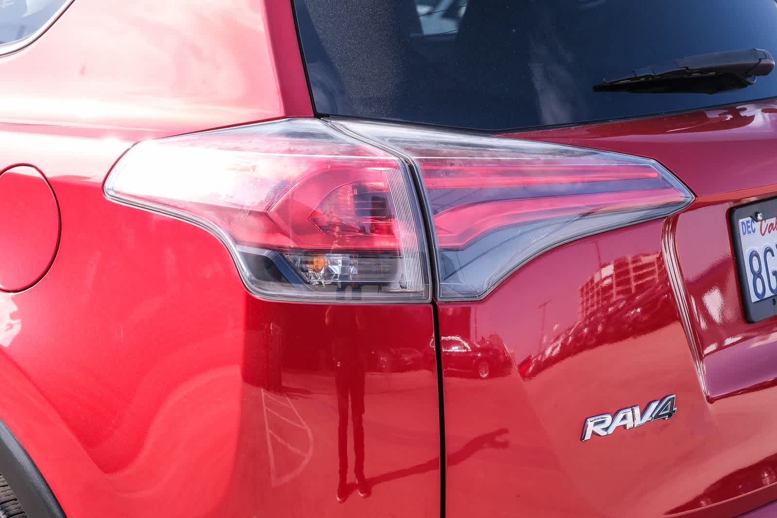 Thumbnail: 2016 Toyota RAV4 - 7
