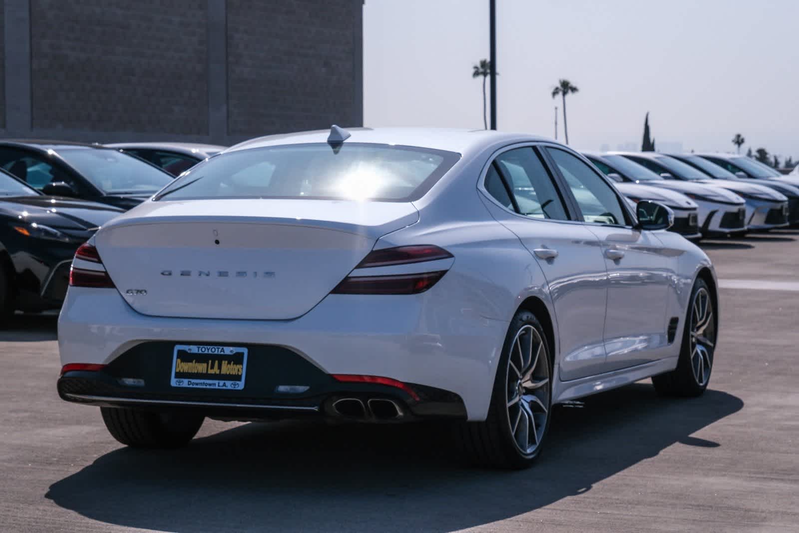 Thumbnail: 2023 Genesis G70 - 4