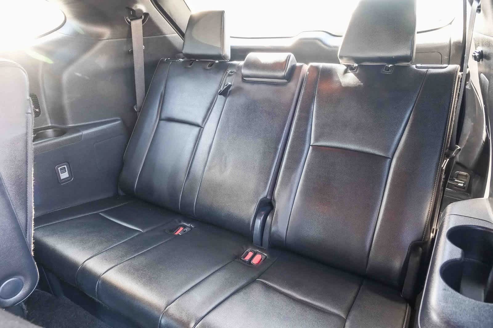 Thumbnail: 2025 Toyota Highlander - 18