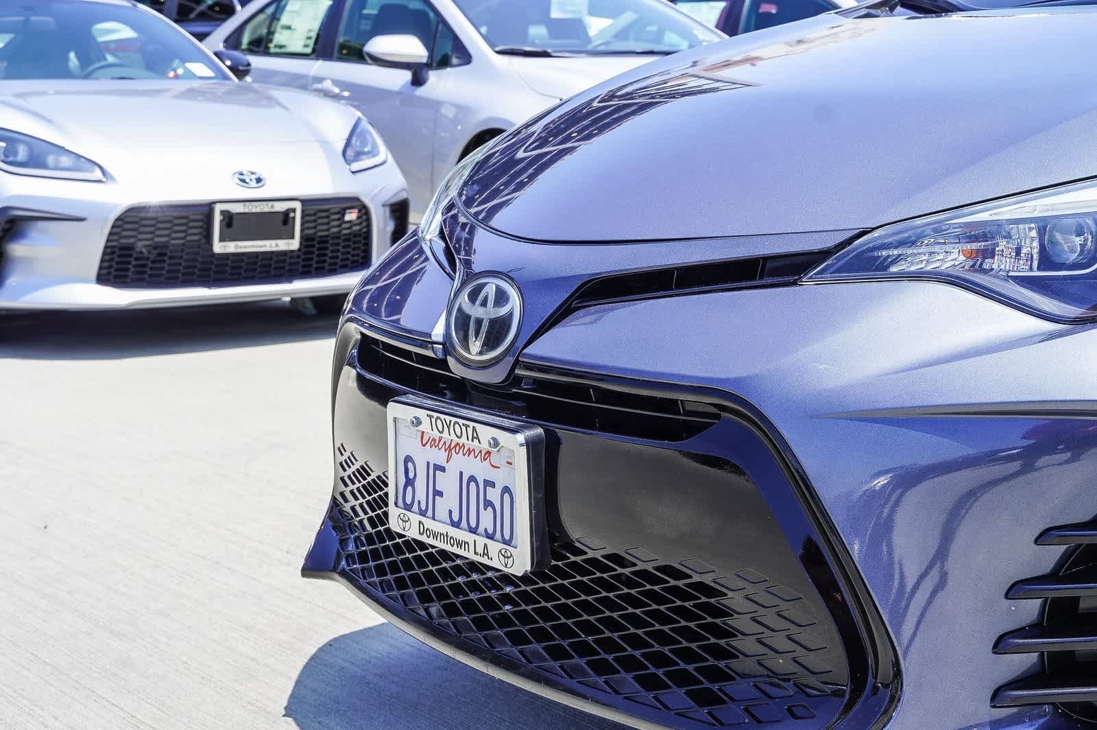 2019 Toyota Corolla SE 12