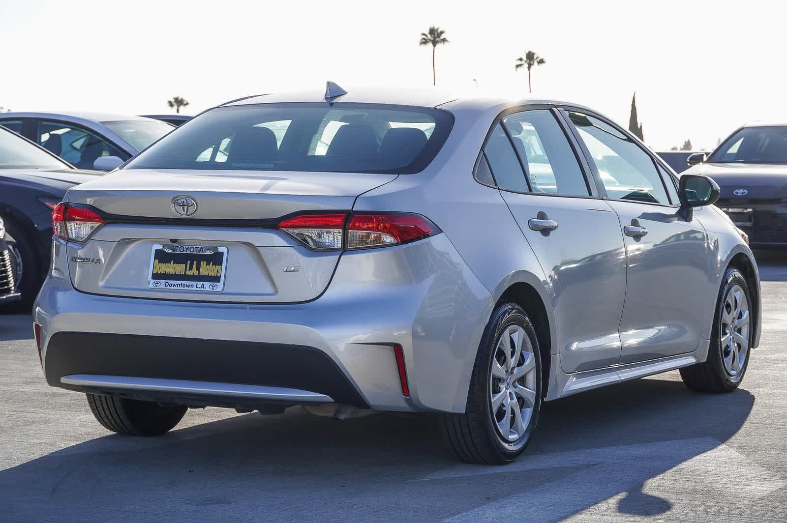 2021 Toyota Corolla LE 4