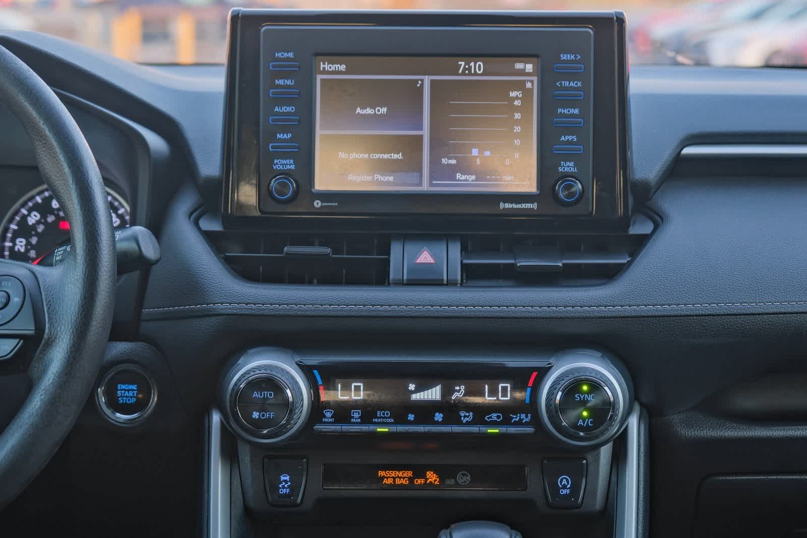 Thumbnail: 2022 Toyota RAV4 - 14