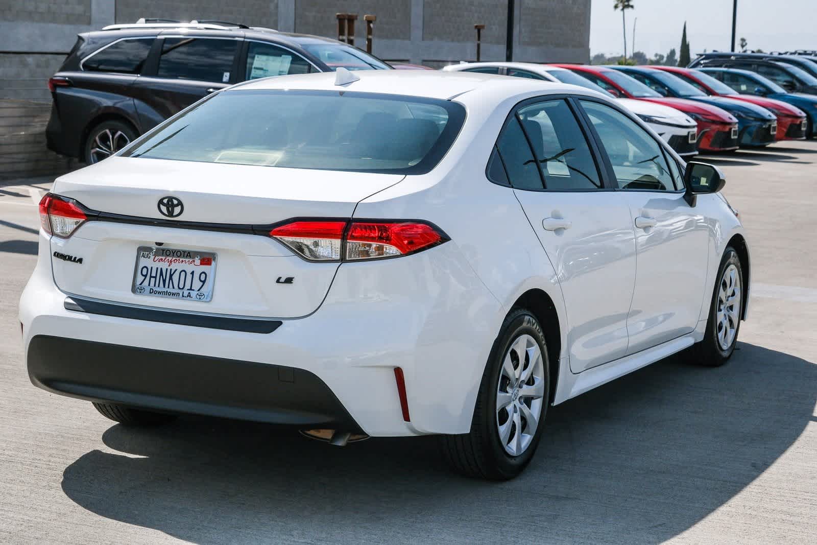 Thumbnail: 2023 Toyota Corolla - 4