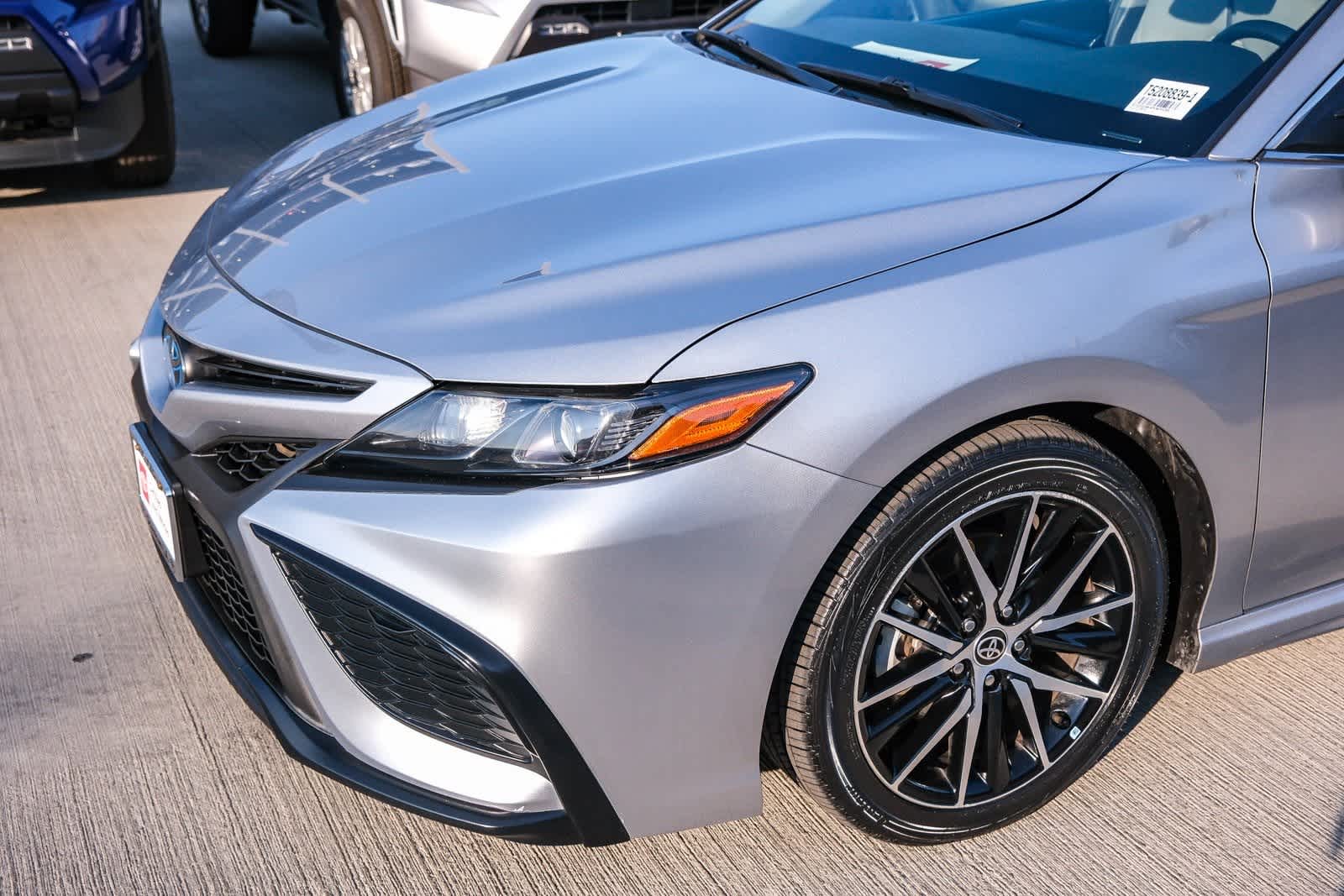 Thumbnail: 2023 Toyota Camry - 12