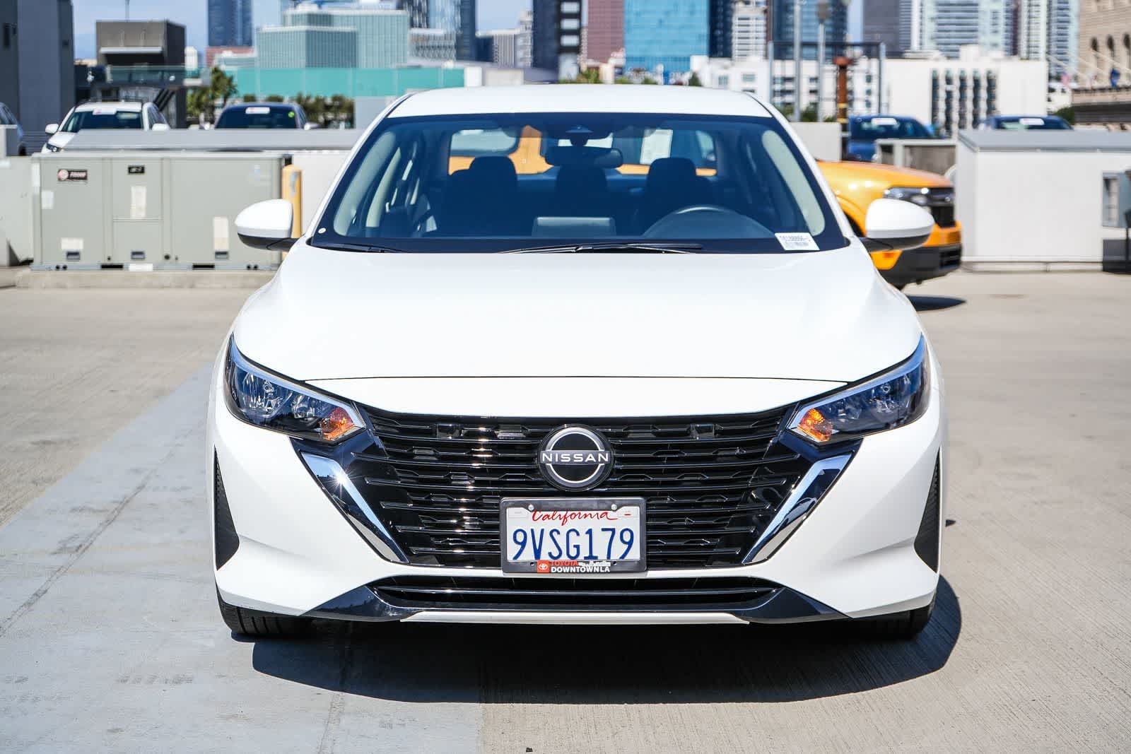 Thumbnail: 2025 Nissan Sentra - 2
