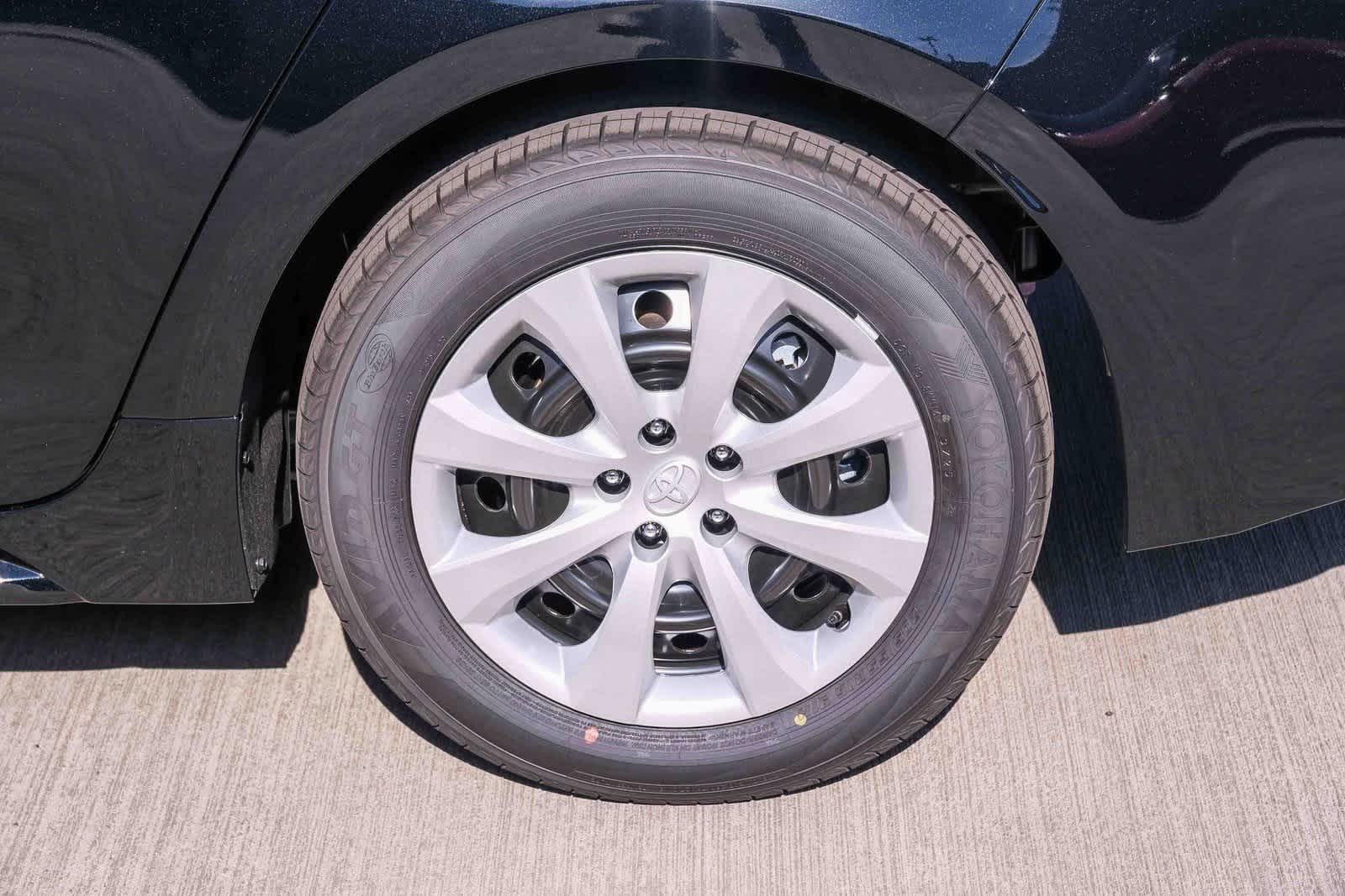 Thumbnail: 2026 Toyota Corolla - 9