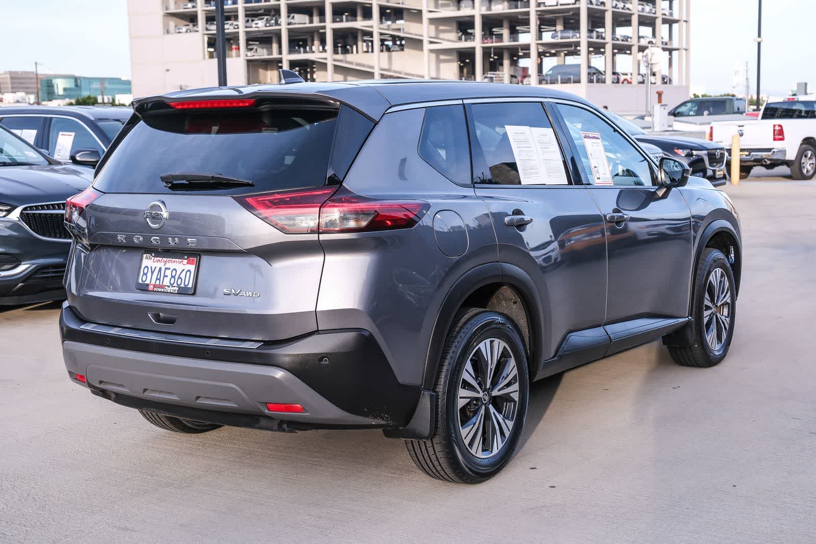 Thumbnail: 2021 Nissan Rogue - 4