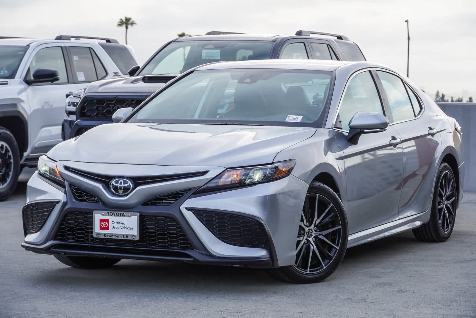 2022 Toyota Camry SE -
                  Los Angeles, CA