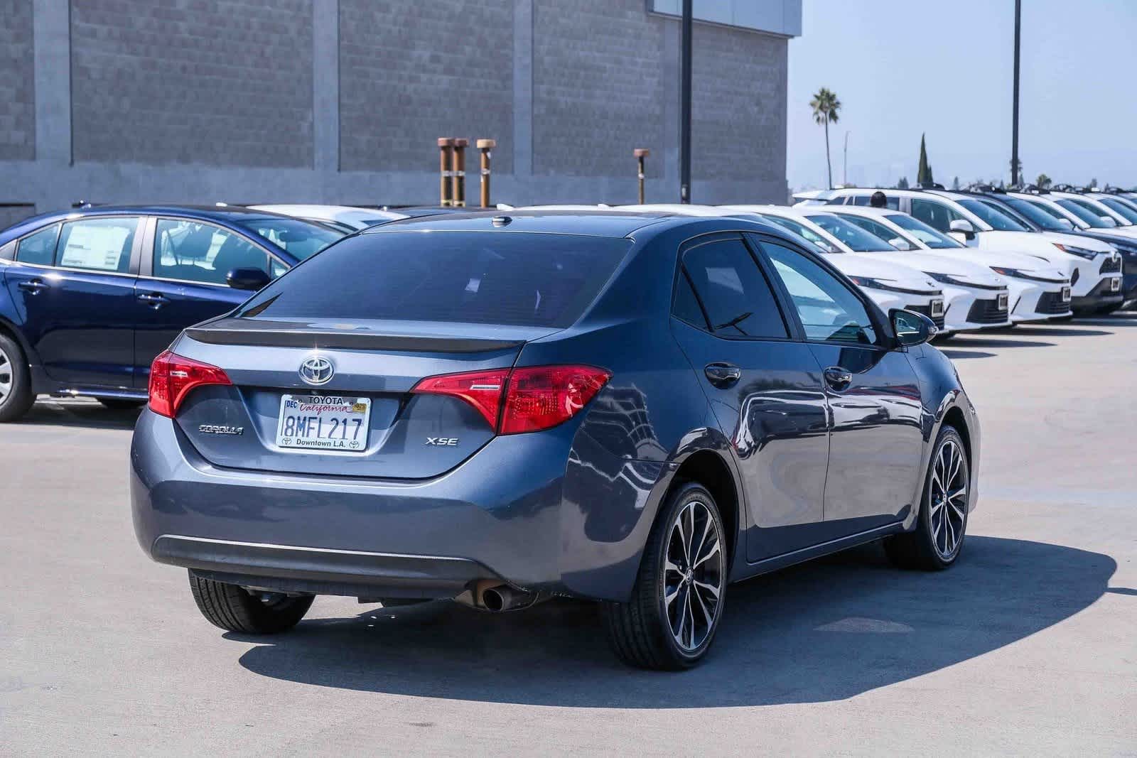 Thumbnail: 2017 Toyota Corolla - 4