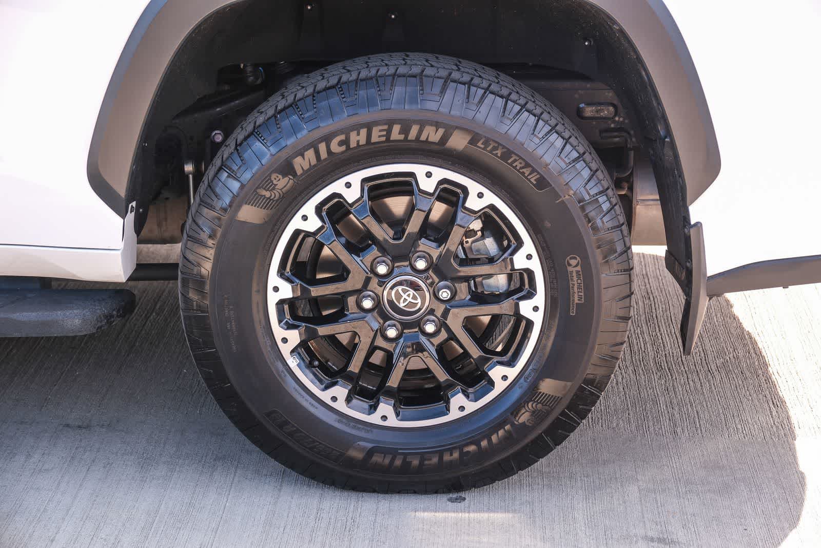 Thumbnail: 2025 Toyota Sequoia - 9