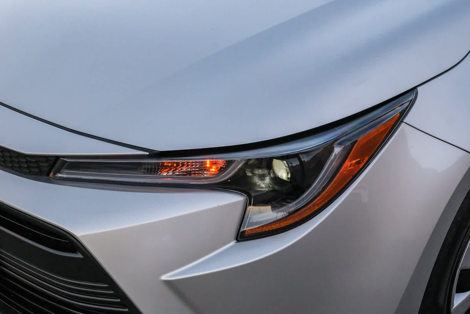 Thumbnail: 2025 Toyota Corolla - 11