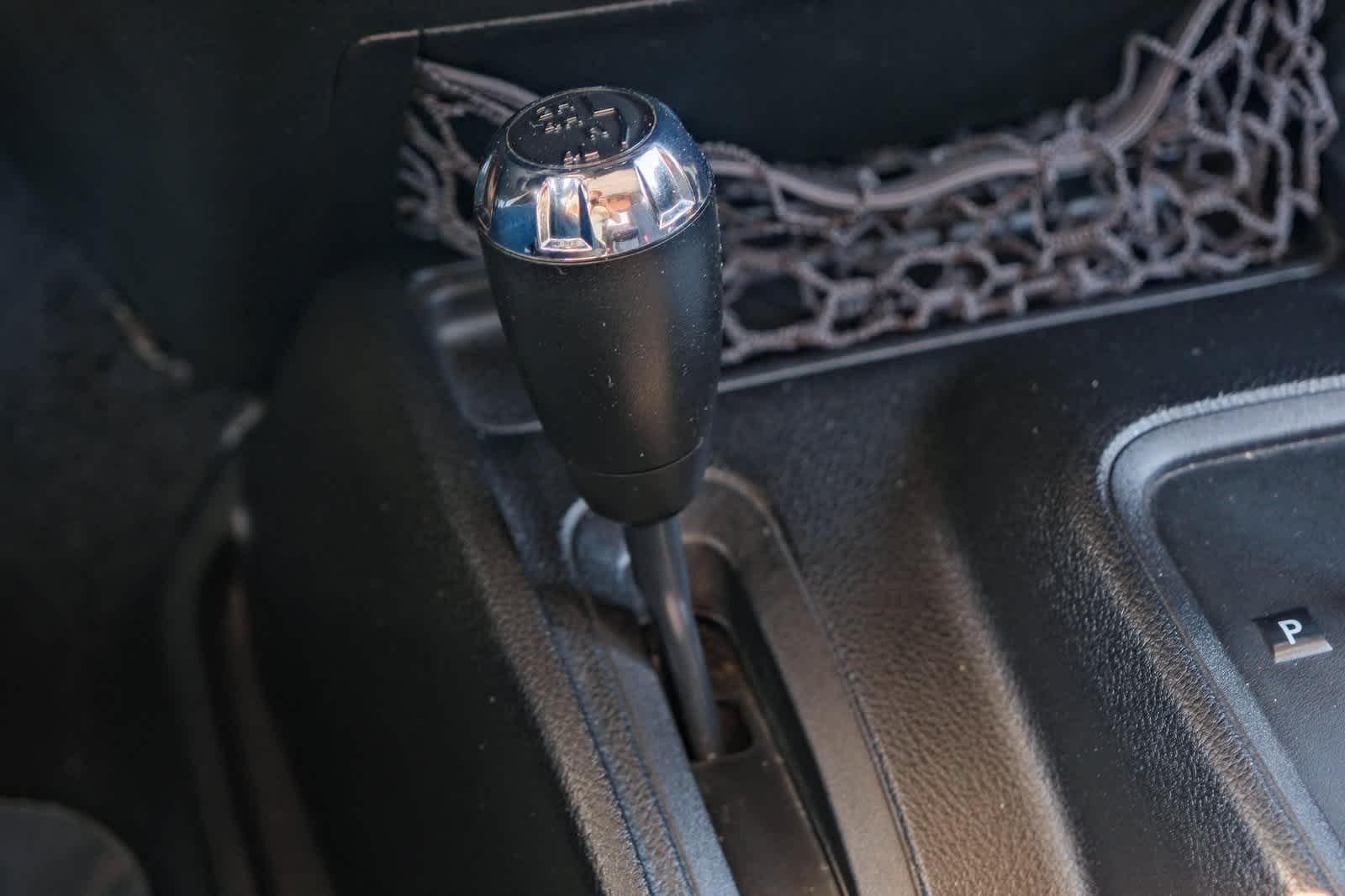 Thumbnail: 2015 Jeep Wrangler - 26