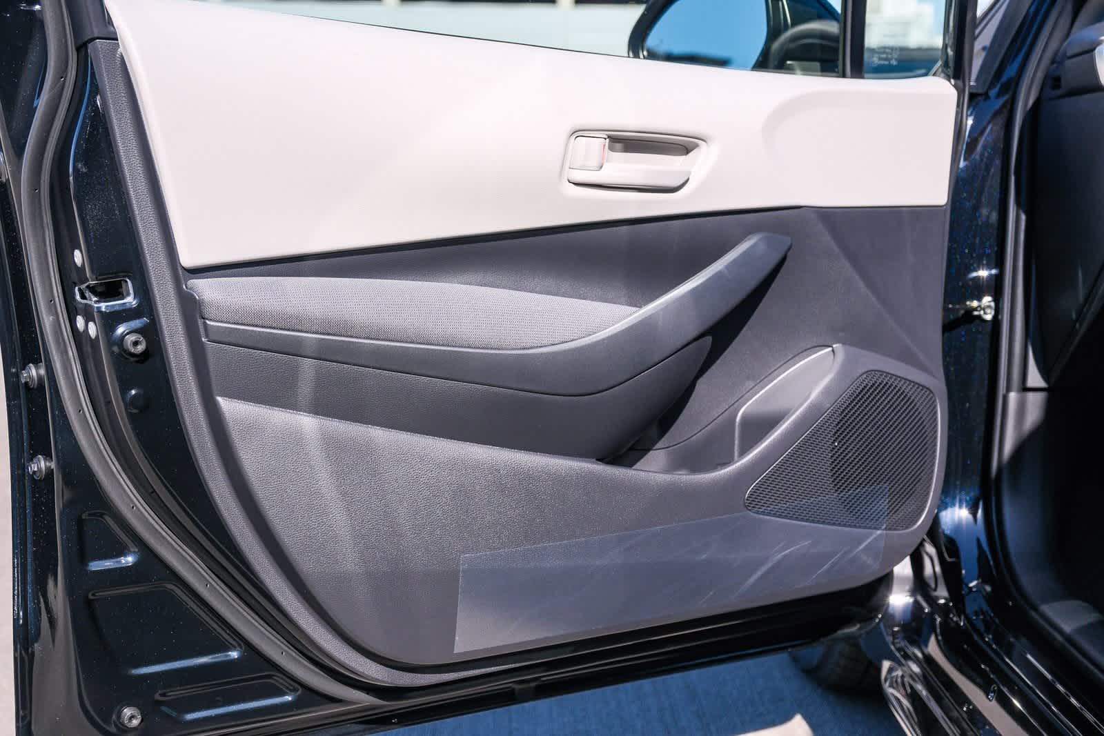 Thumbnail: 2025 Toyota Corolla - 24