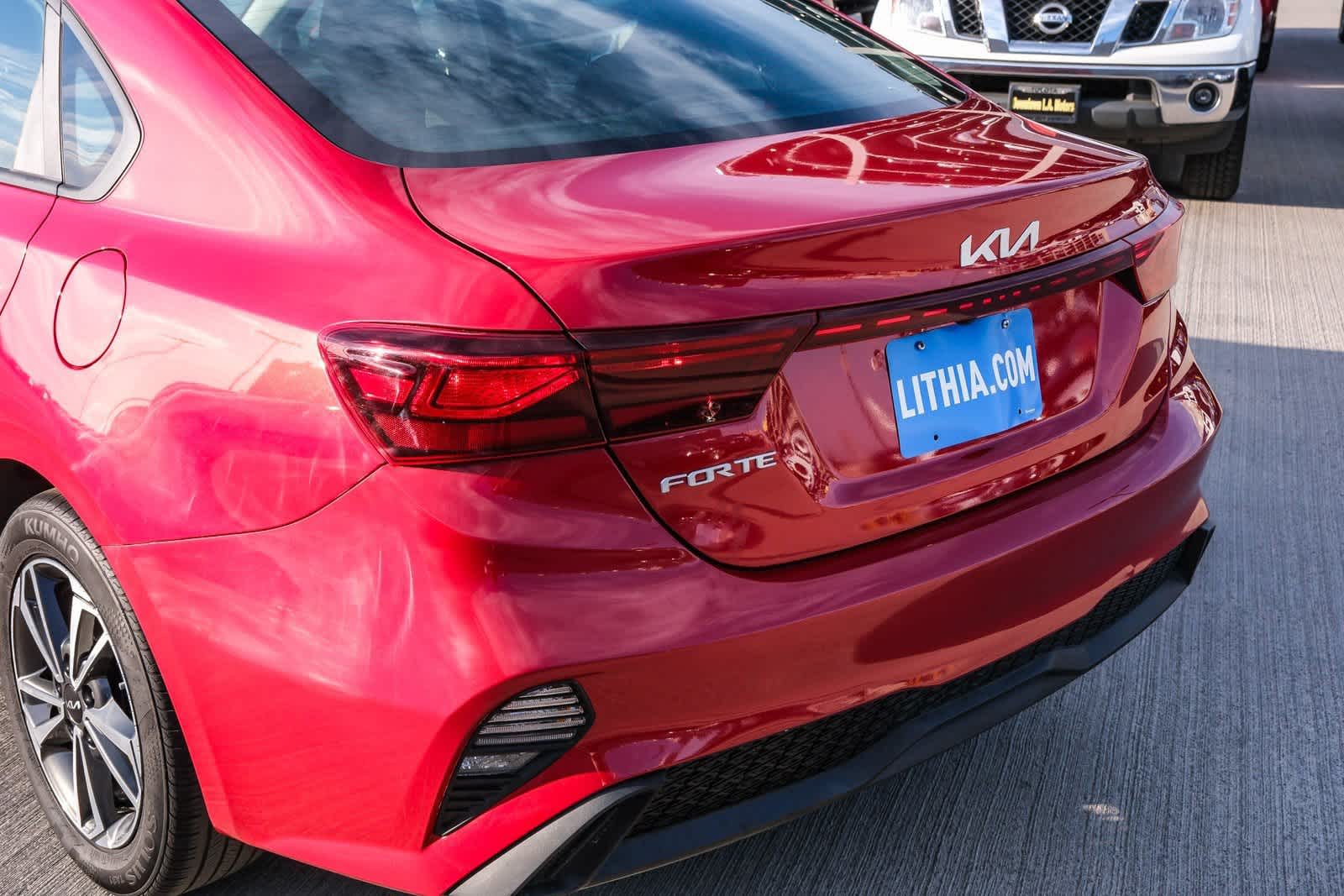 Thumbnail: 2024 Kia Forte - 8