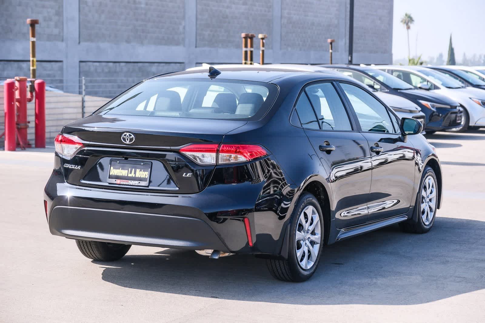 Thumbnail: 2025 Toyota Corolla - 4