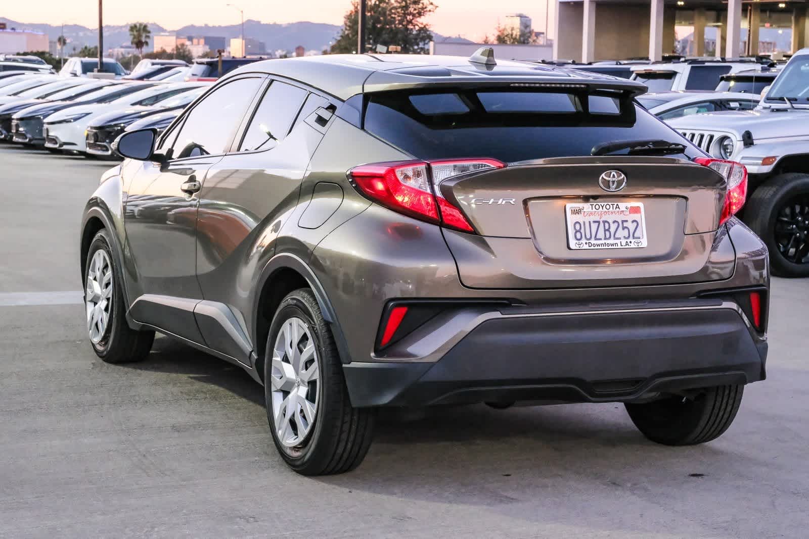 Thumbnail: 2021 Toyota C-HR - 6