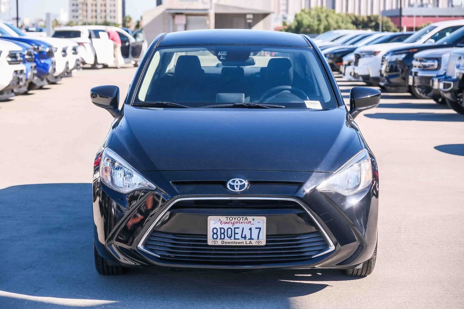 Thumbnail: 2018 Toyota Yaris iA - 2