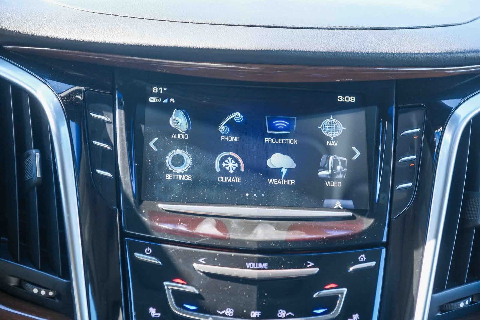 Thumbnail: 2019 Cadillac Escalade - 16