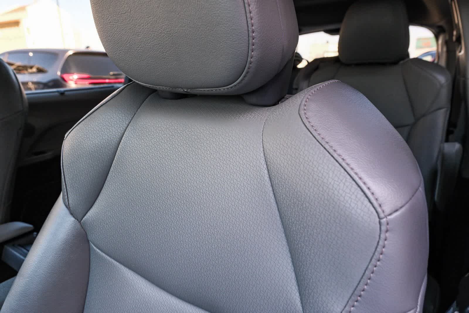 Thumbnail: 2022 Toyota Sienna - 22