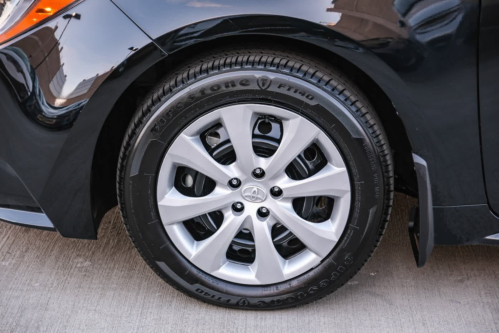 Thumbnail: 2025 Toyota Corolla - 10