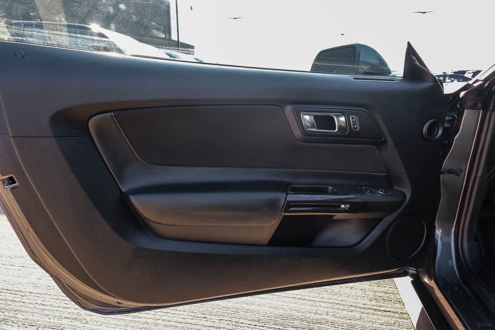 Thumbnail: 2016 Ford Mustang - 22