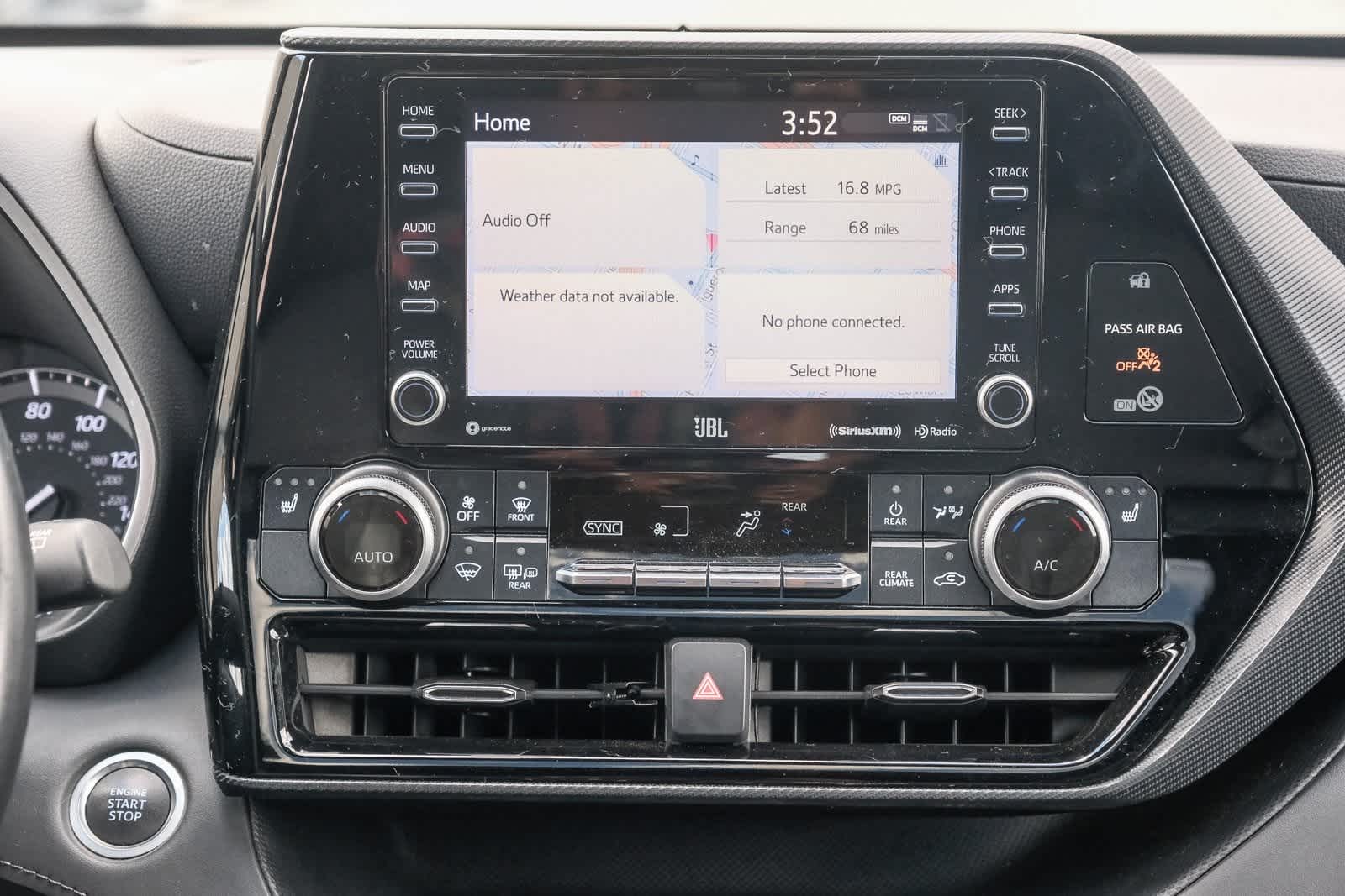 Thumbnail: 2021 Toyota Highlander - 13