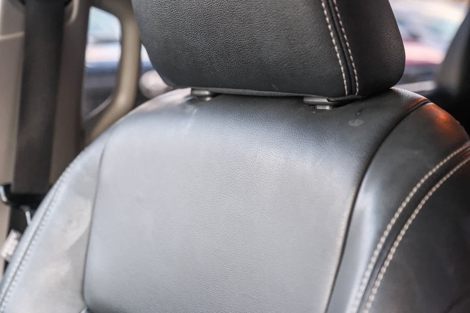 Thumbnail: 2015 Toyota Sienna - 23