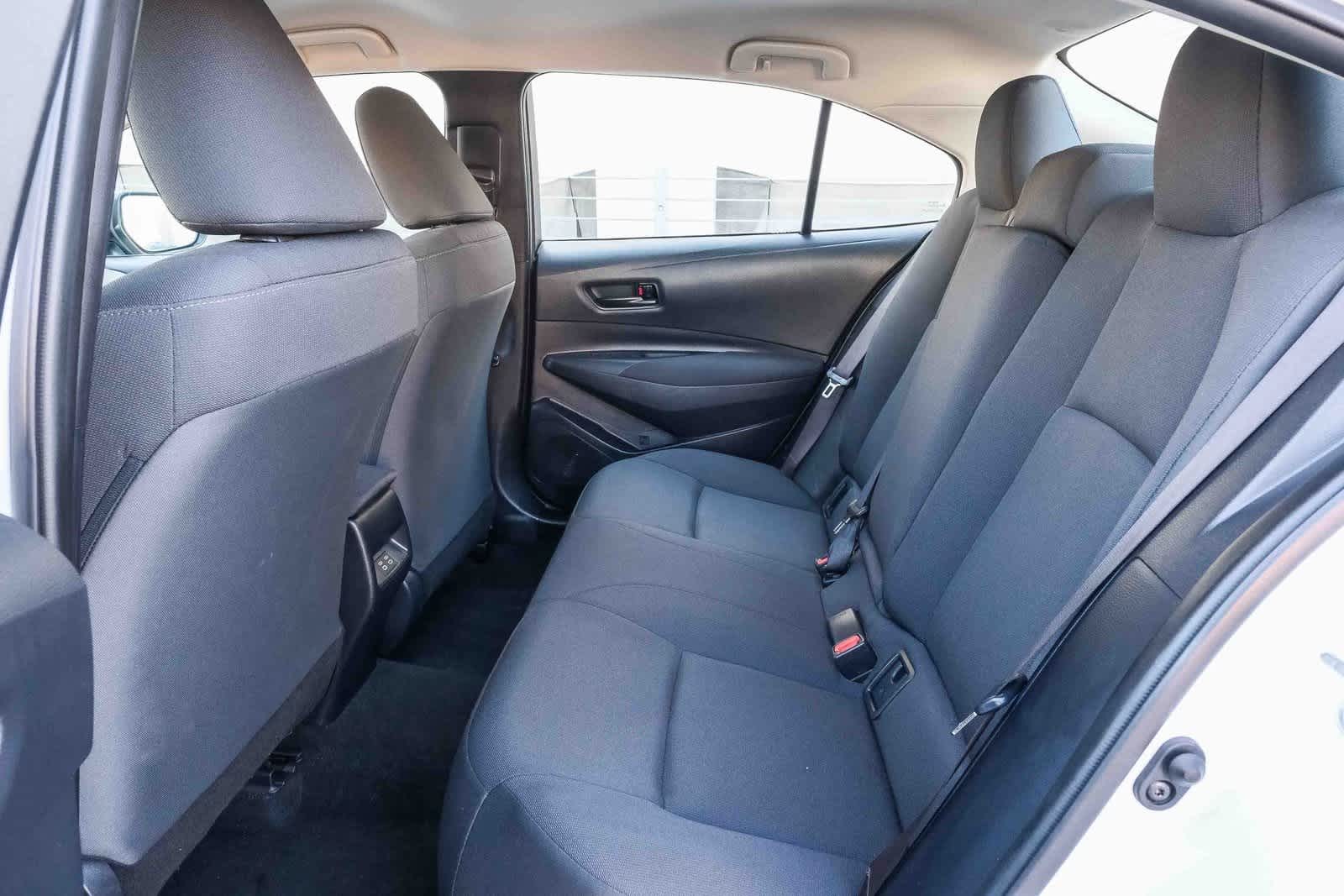 Thumbnail: 2023 Toyota Corolla - 18