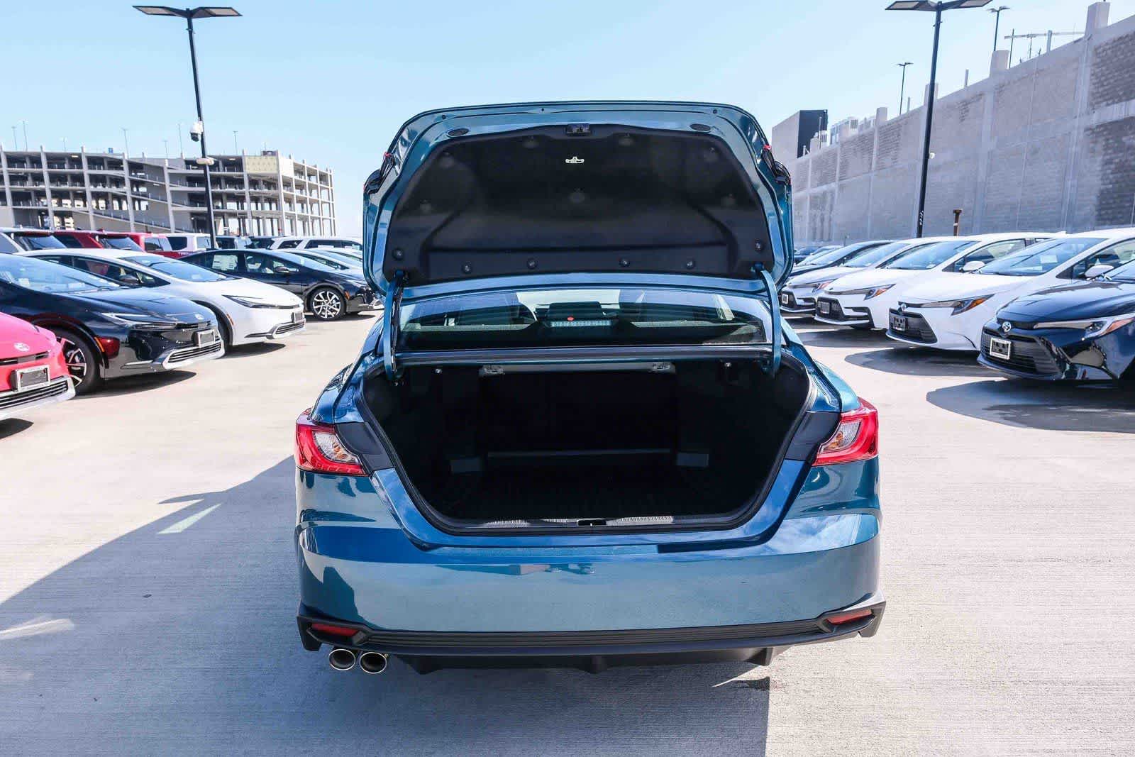 Thumbnail: 2026 Toyota Camry - 25