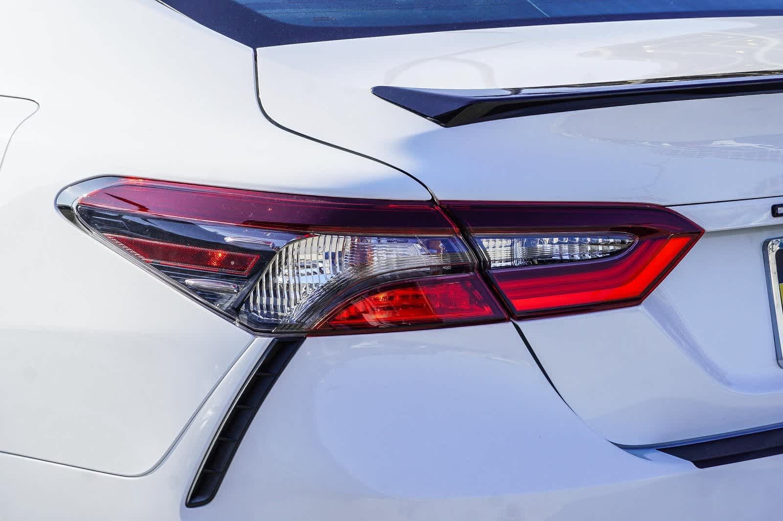 2022 Toyota Camry SE 7
