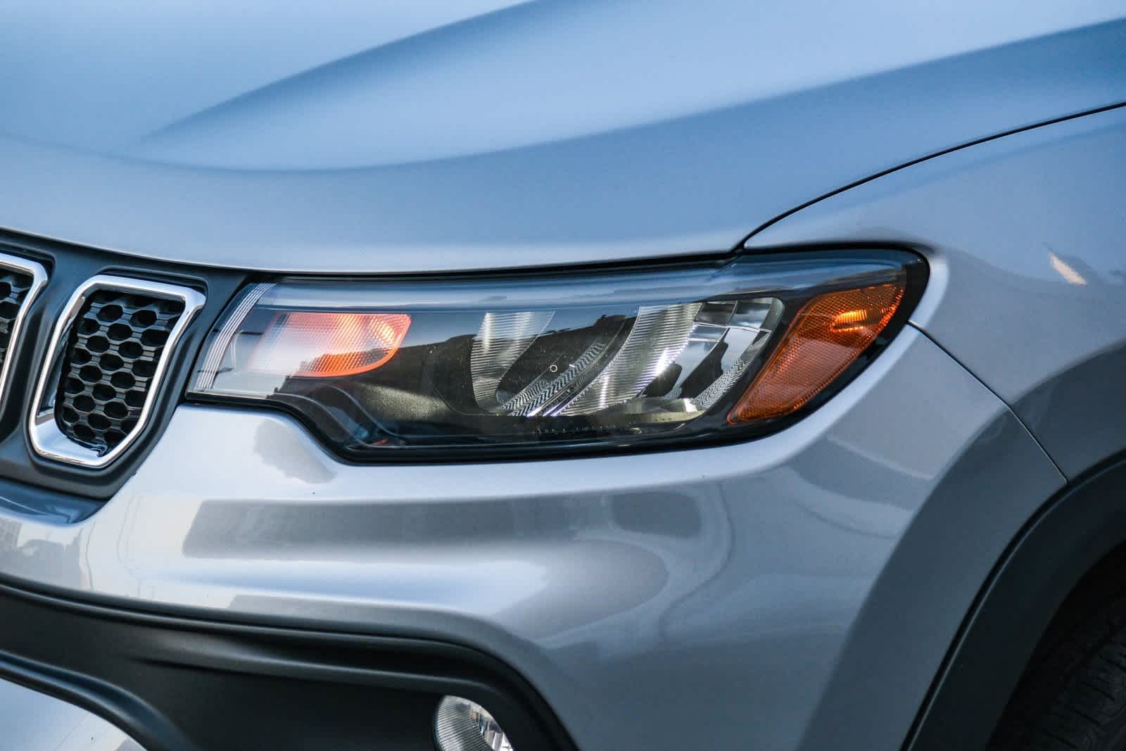 Thumbnail: 2023 Jeep Compass - 11