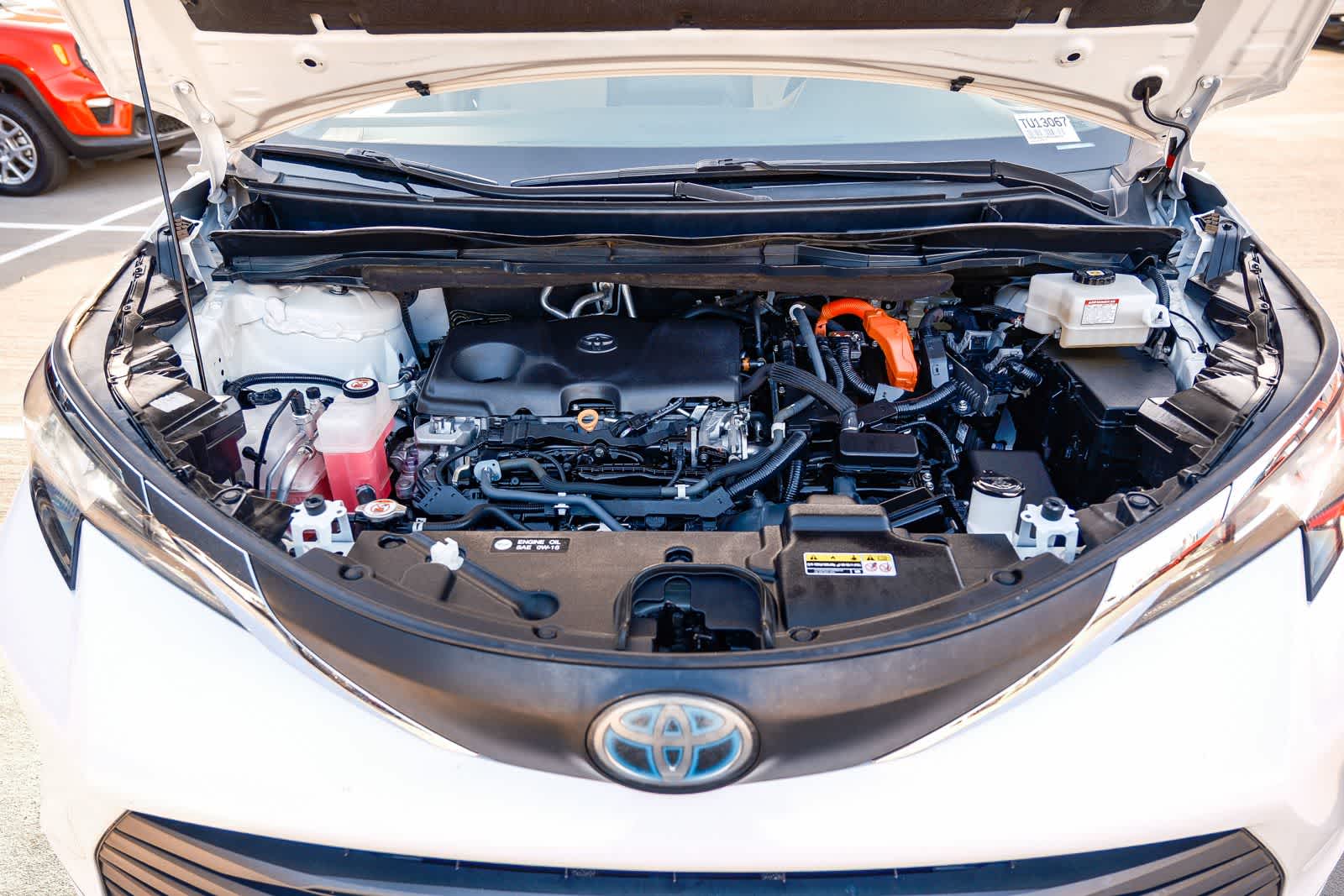 Thumbnail: 2021 Toyota Sienna - 27
