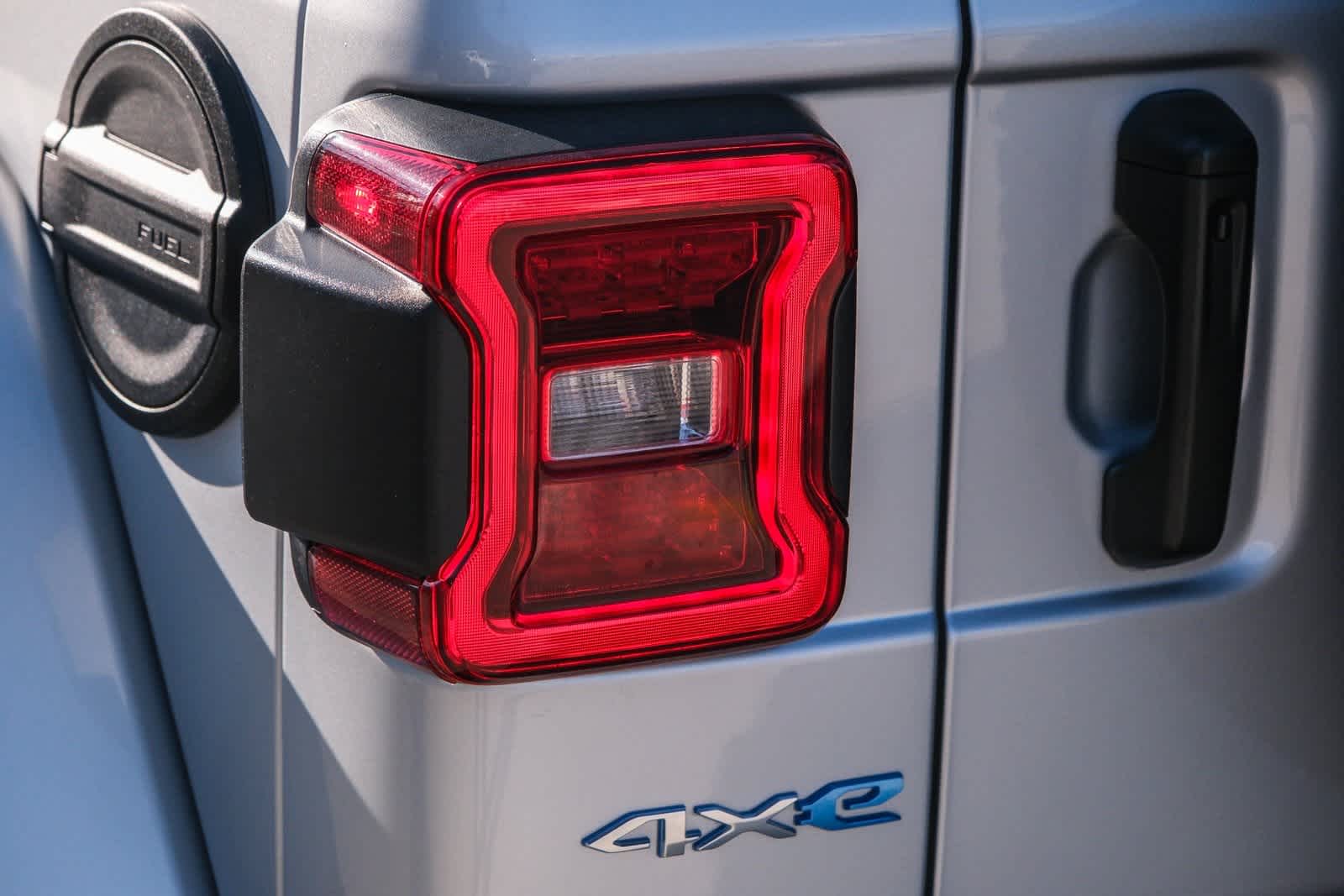 Thumbnail: 2023 Jeep Wrangler - 7