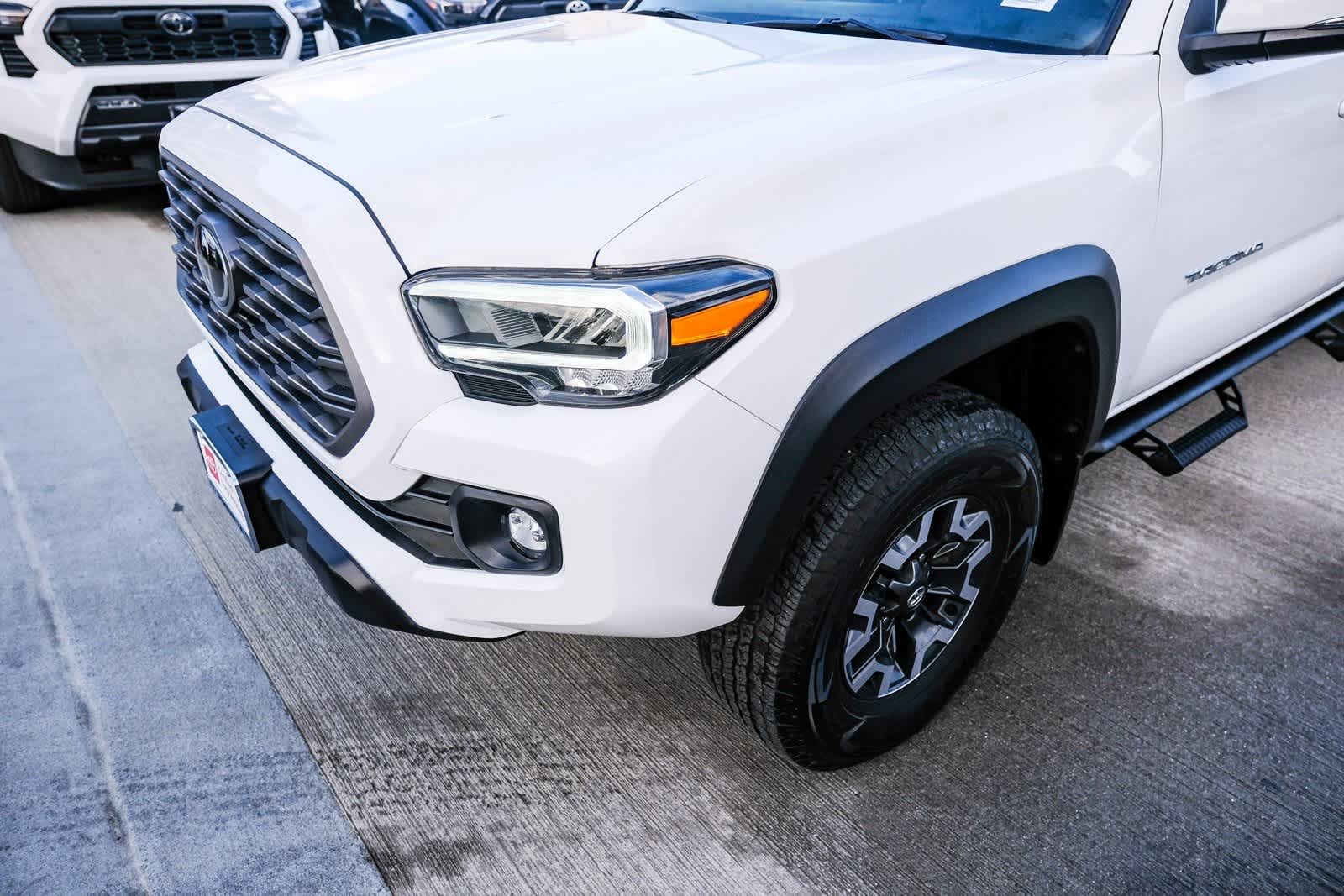 Thumbnail: 2021 Toyota Tacoma - 12