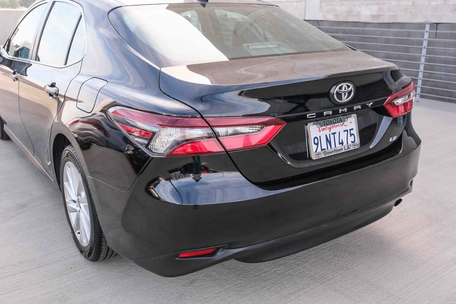 Thumbnail: 2022 Toyota Camry - 8