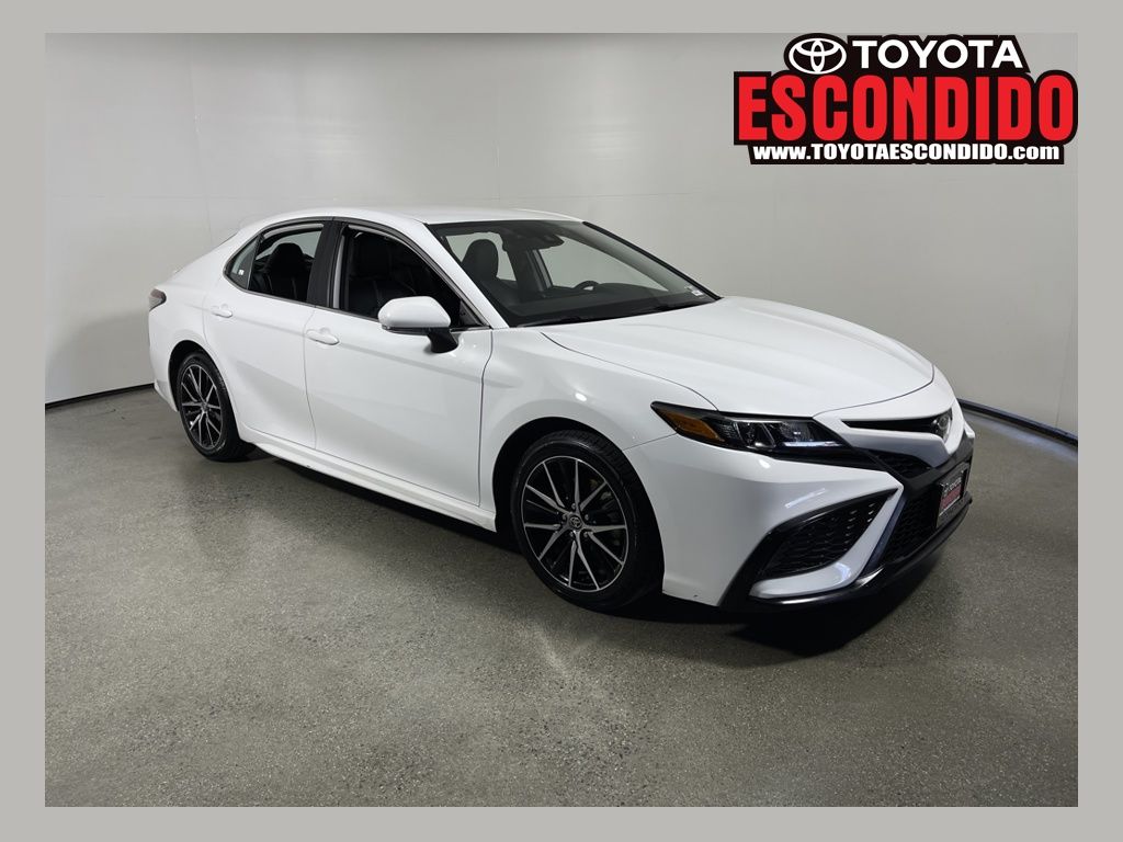2023 Toyota Camry Sedan 