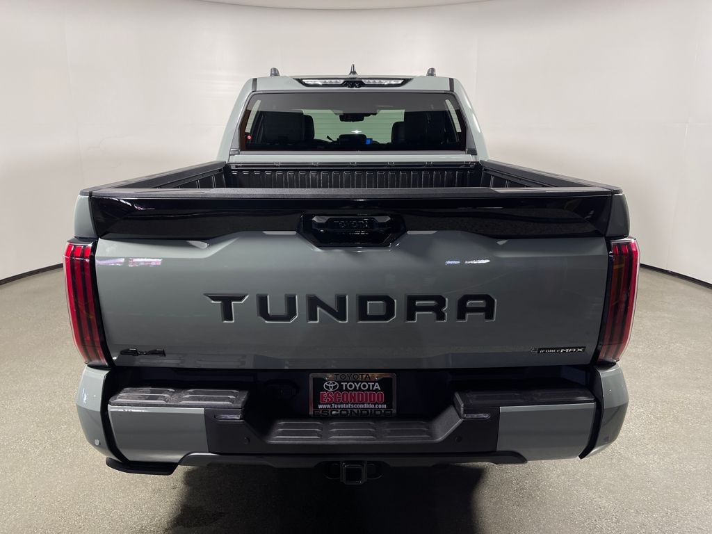 New 2026 Toyota Tundra i-FORCE MAX Platinum PLATINUM CREWMAX 5.5