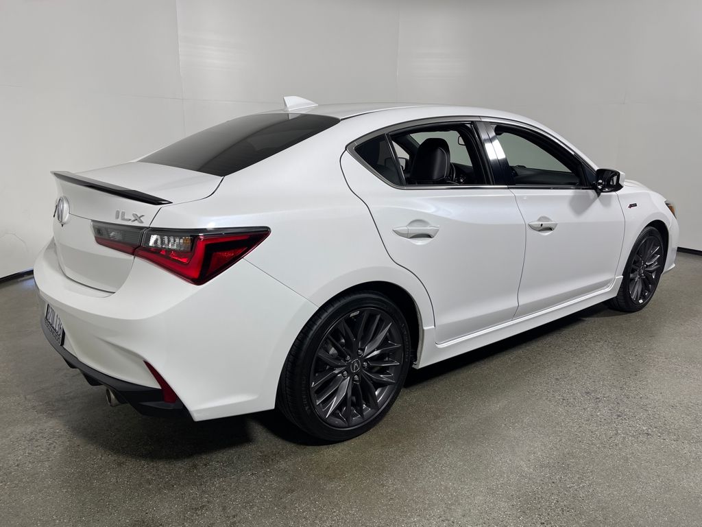 2022 Acura ILX Premium A-Spec photo 3