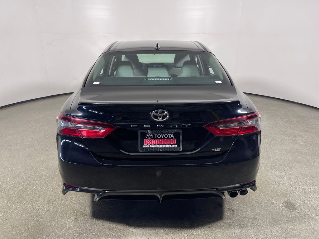 2023 Toyota Camry SE photo 4