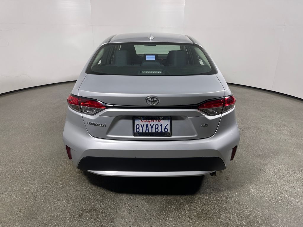 2022 Toyota Corolla LE photo 4