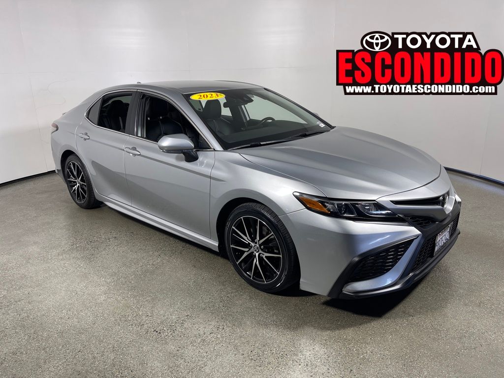 2023 Toyota Camry SE